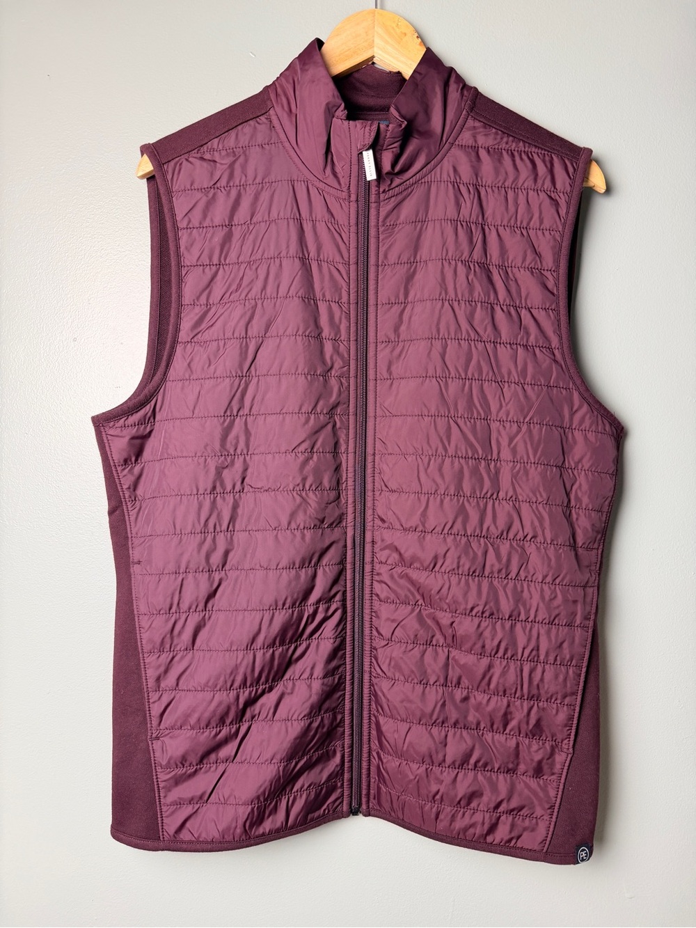 Like New Perry Ellis Men’s Burgundy Wine Hybrid Lightweight Puffer Vest Packable